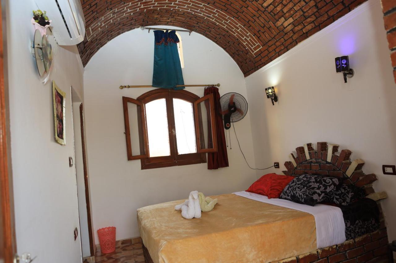 بيت خشبي Memnoun House *
