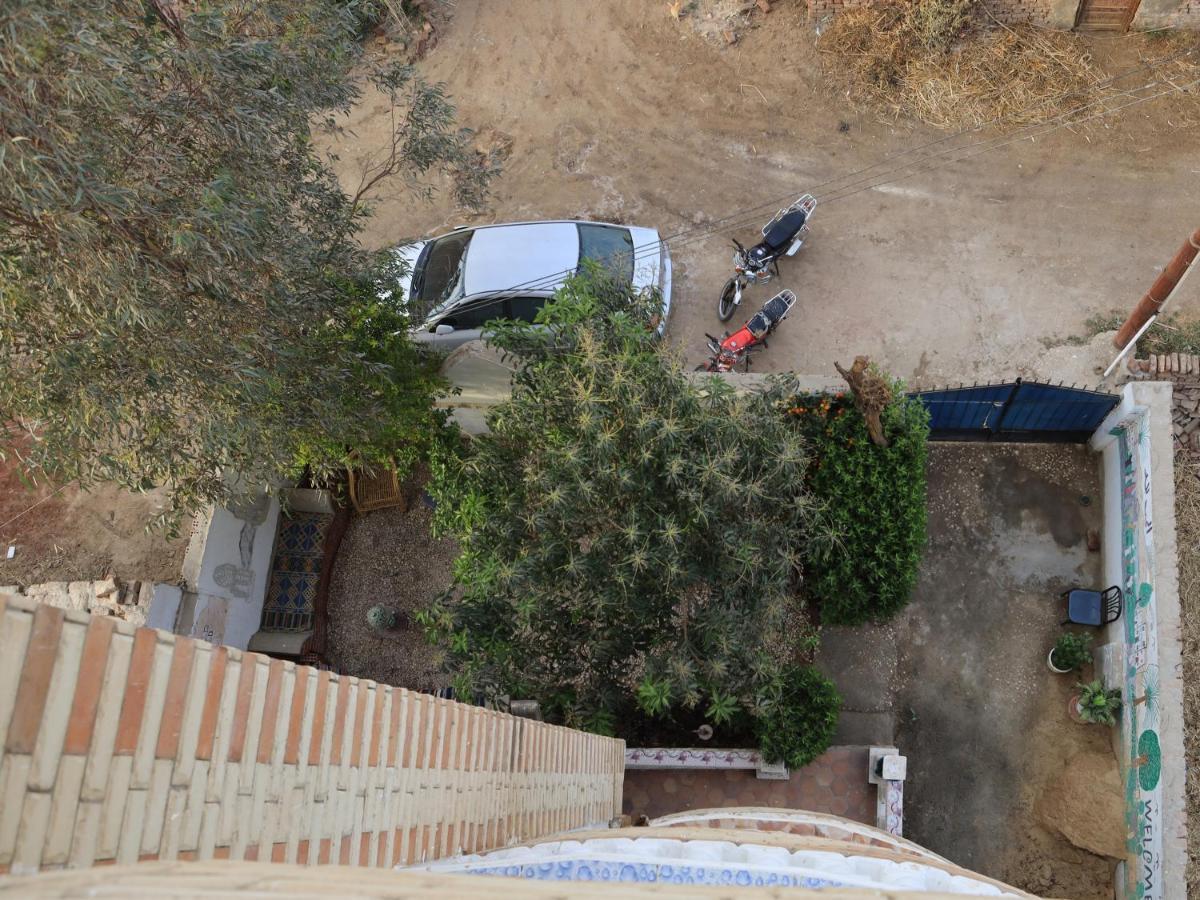 بيت خشبي Memnoun House *